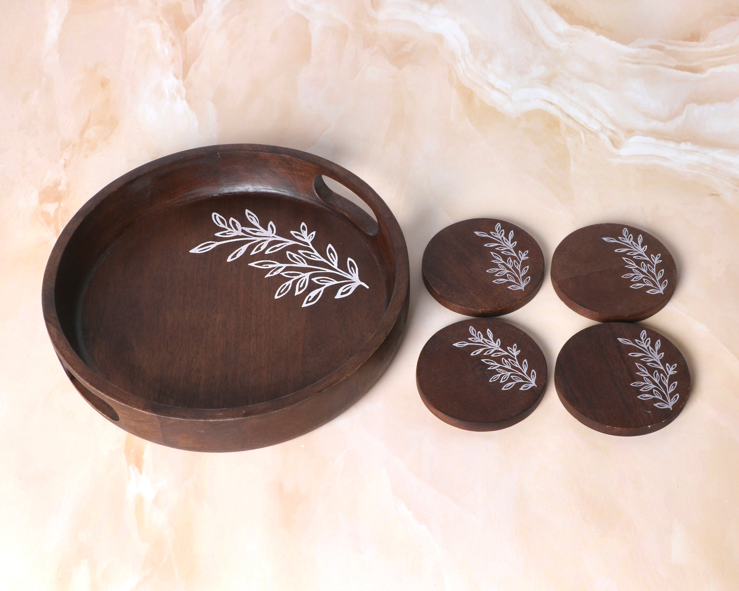 LUXE Round Wooden tray (With 4 FREE Coasters)