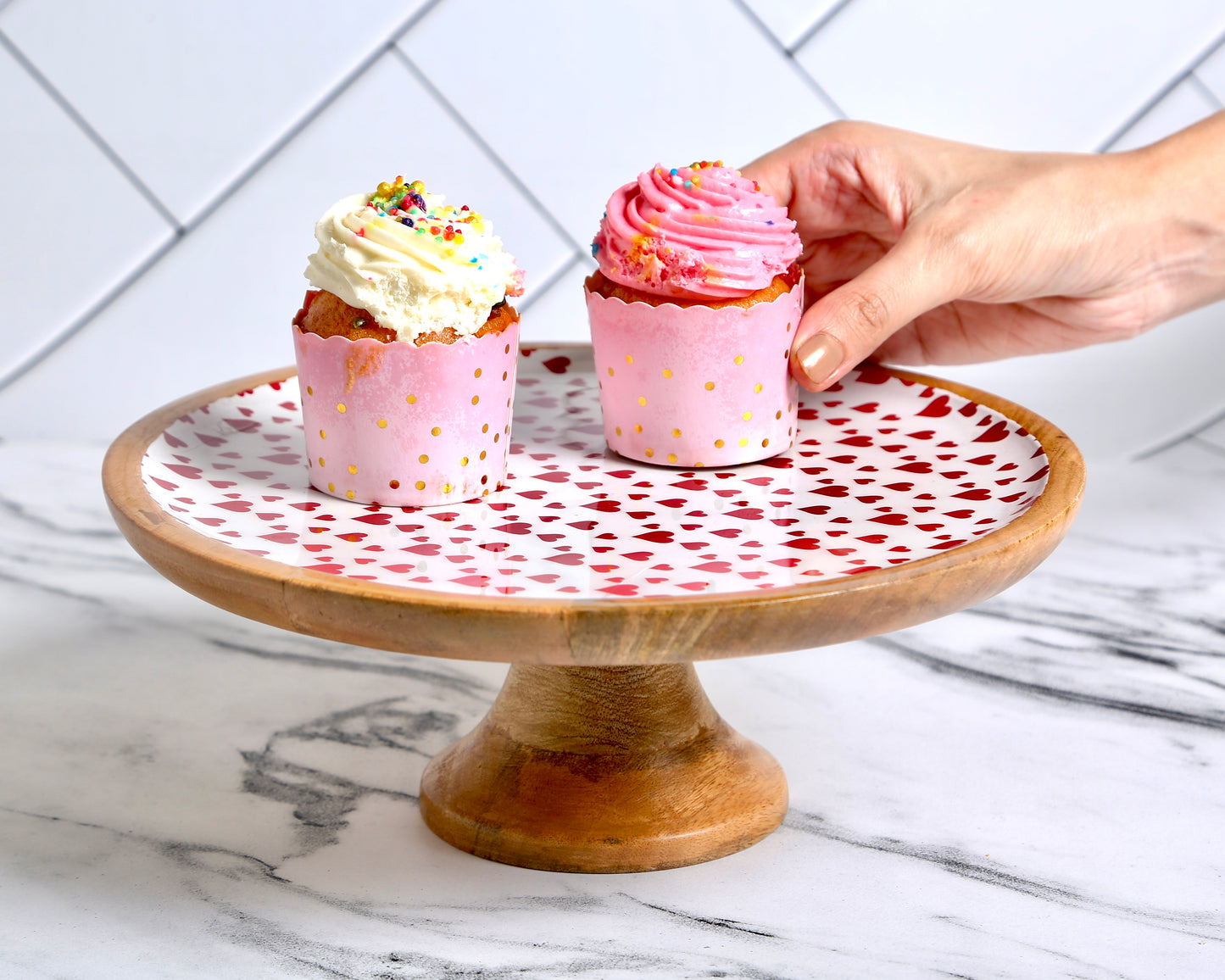 Red Heart Cake Stand